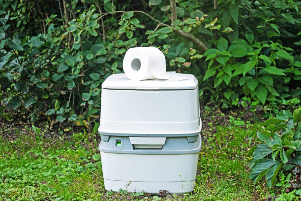 Best Affordable portable toilet rental  in Thiensville, WI