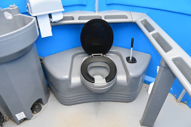 Best Portable toilet rental cost  in Thiensville, WI